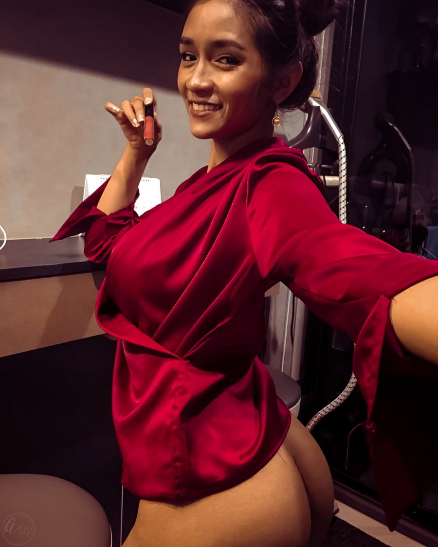 Bella thai model nude