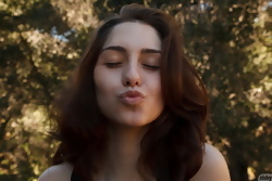 Zishy Christine Ash vaping